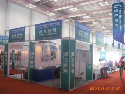 上海華藝展覽服務 專業(yè)提供展覽器材與標攤租賃，助力高效布展